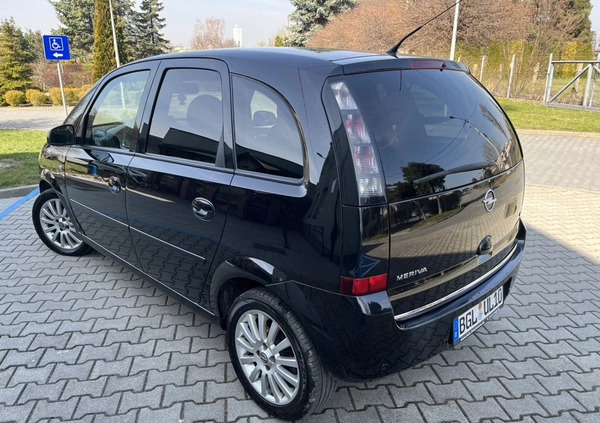 Opel Meriva cena 13900 przebieg: 195000, rok produkcji 2006 z Bieruń małe 232